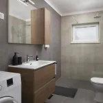 Ridollin Villa *